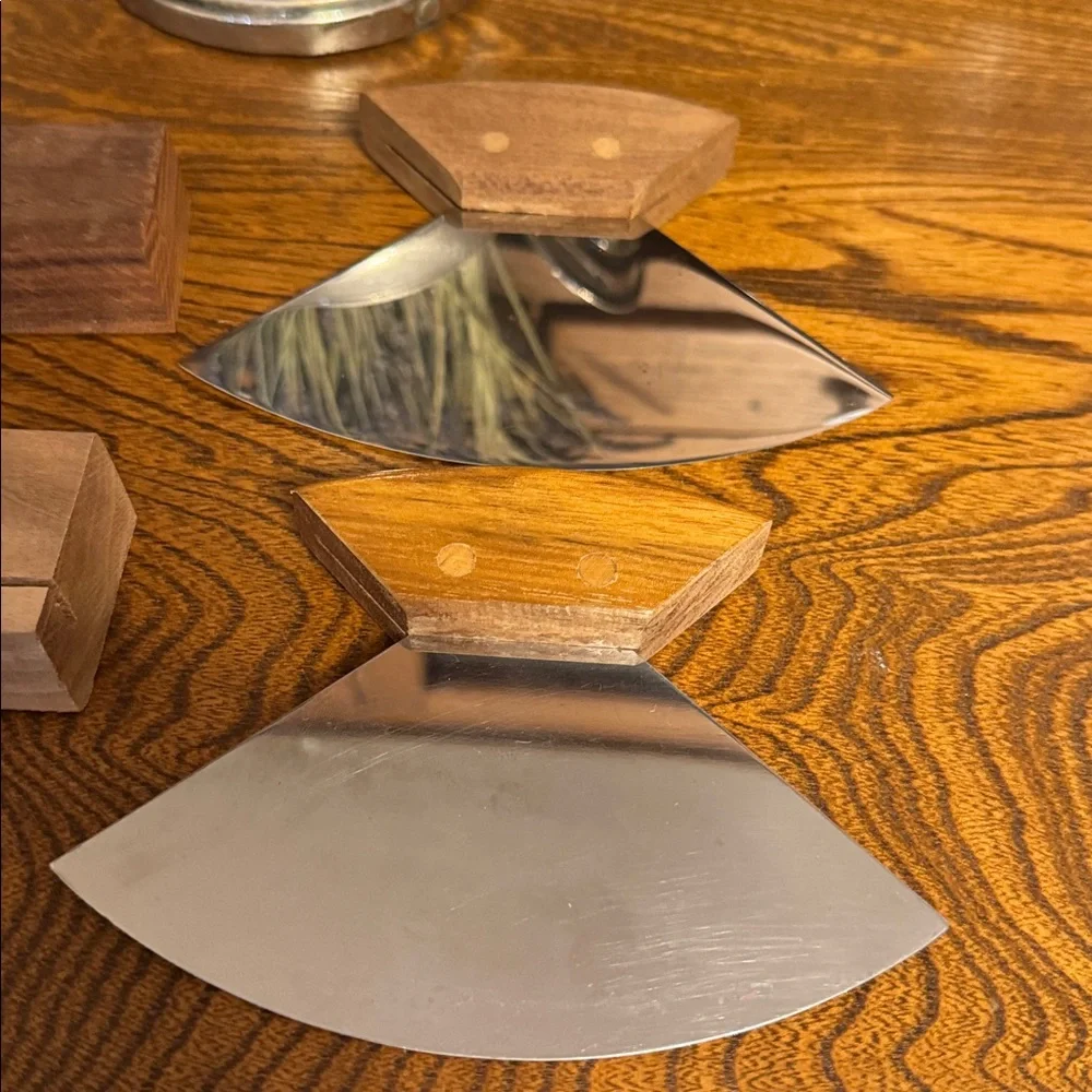 2 Alaska Ulu Kitchen Knives with etchings Wooden Handles & wood stands